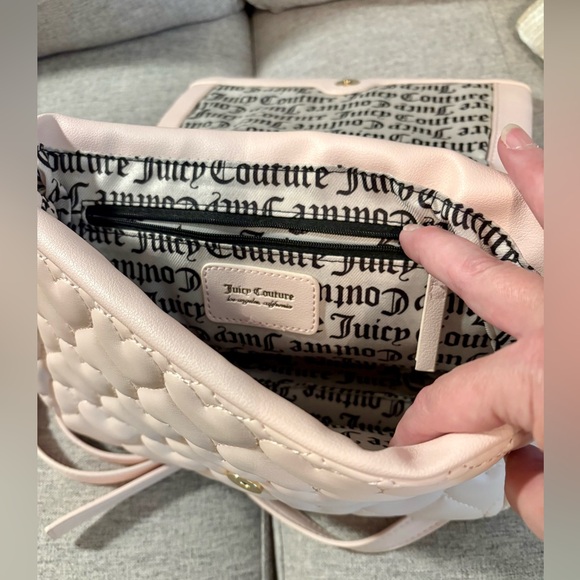 Juicy Couture Pink Quilted Shoulder Bag - Picture 4 of 5